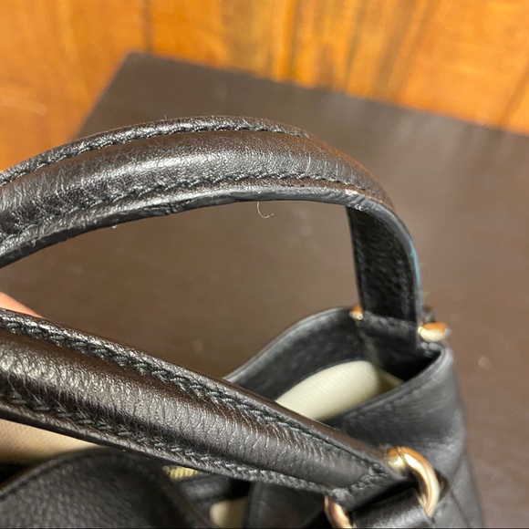 Gucci 336751 Small Soho Leather Shoulder Bag - Picture 15 of 15